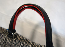 Load image into Gallery viewer, 3039-Winter Wool Tote