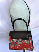 Load image into Gallery viewer, 4072 Kelly Bag Songbird Red