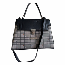Load image into Gallery viewer, 4072-106-L Silver Dot Kelly Bag