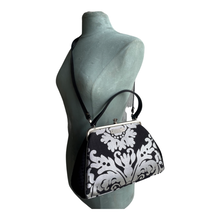 Load image into Gallery viewer, 4077-L Silver Damask