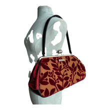 Load image into Gallery viewer, 4051-101-L Vintage Red Leaves